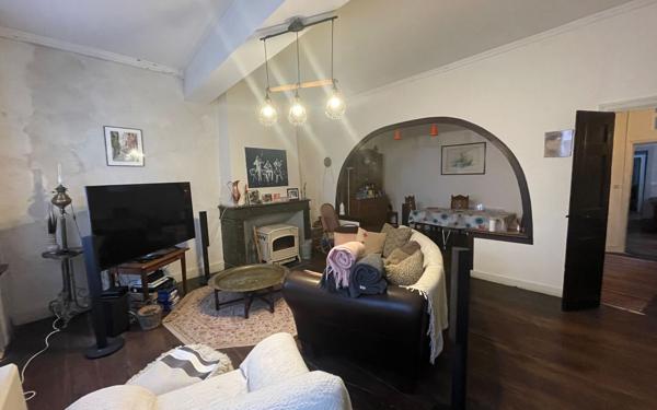 Appartement à vendre    6 pièces • 210 m2 Saint-Sever