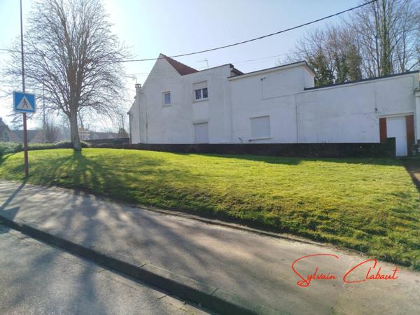 Immeuble à vendre 11 pièces de 155 m²