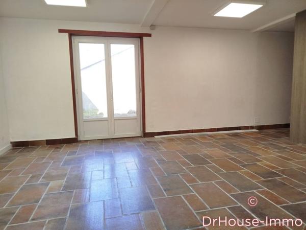 Immeuble à vendre 11 pièces de 155 m²