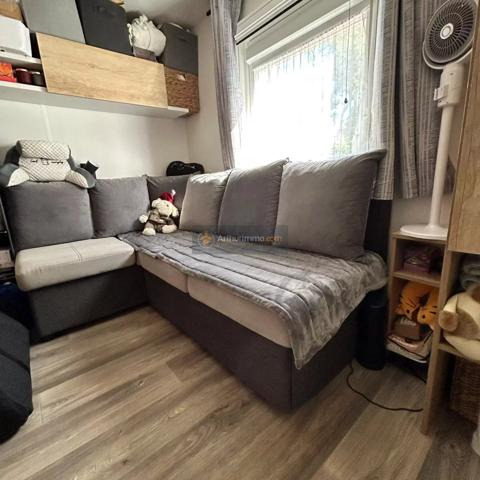 Vente                                                      Terrain
                        
                                         195 m2                     à Fréjus