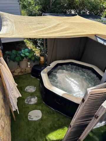Vente                                                      Terrain
                        
                                         195 m2                     à Fréjus