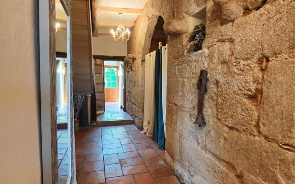 Maison à vendre    5 pièces •  Mirabel