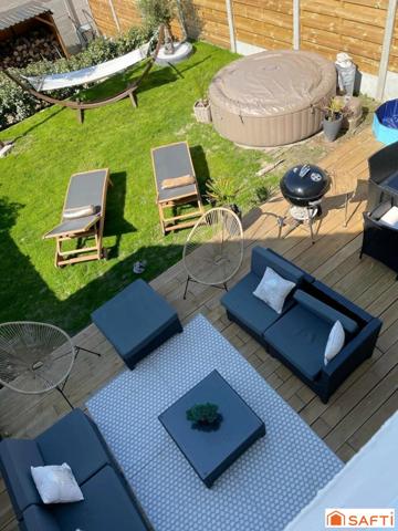 Maison 88 m² avec jardin, garage et parking.