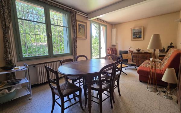 Maison à vendre    8 pièces •  Les Angles