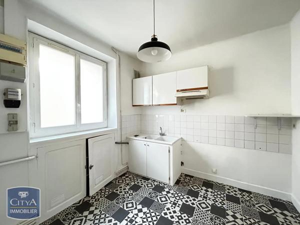 Appartement à louer 3 pièces 89.96m²