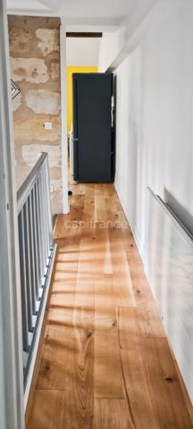 Dpt Gironde (33), à vendre BORDEAUX Chartrons, appartement 3 pièces de 58,78m² Carrez dans immeuble en pierre
