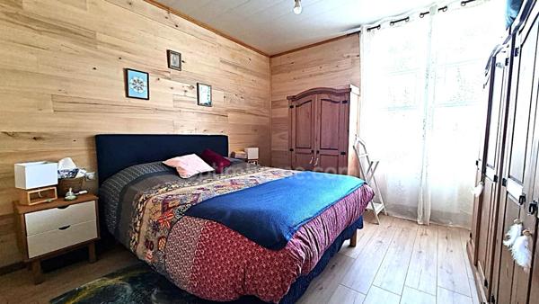 CORPS DE FERME avec DEPENDANCES A PENNE D'AGENAIS (47)