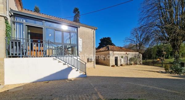 CORPS DE FERME avec DEPENDANCES A PENNE D'AGENAIS (47)