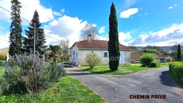 CORPS DE FERME avec DEPENDANCES A PENNE D'AGENAIS (47)