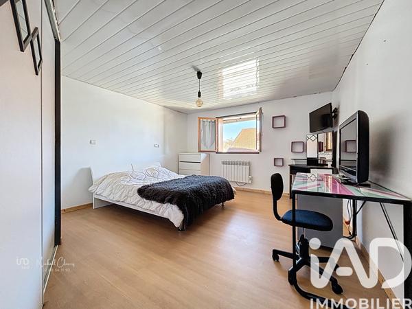 Maison à vendre 6 pièces 165 m² Arenthon