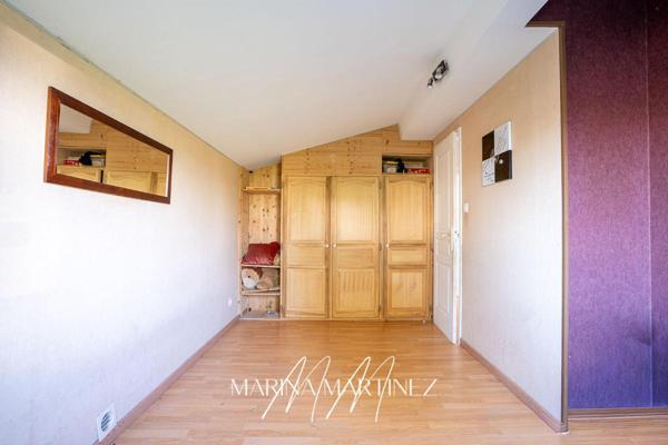 Maison familiale de caractère de 205 m² - terrain constructible de 2 100 m²