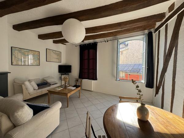 LOCATION MEUBLÉE T2 de 49m²? VANNES CENTRE HISTORIQUE (PROCHE HALLES) , Vannes