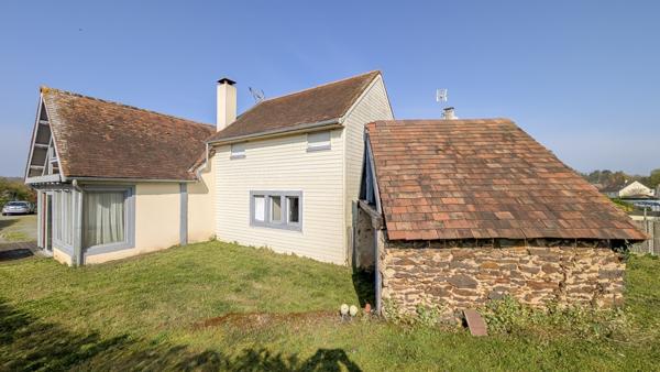 Moncé-en-Belin (72230) Longère rénovée au cœur de Moncé-en-Belin