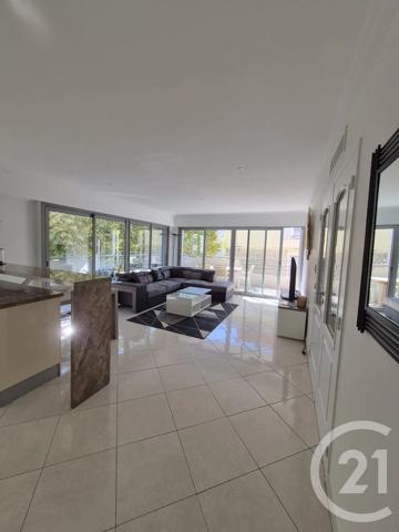 Appartement F3 à vendre  3 pièces - 68,19 m 2   CANNES  - 06
