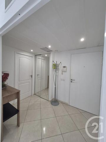 Appartement F3 à vendre  3 pièces - 68,19 m 2   CANNES  - 06
