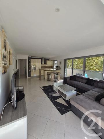 Appartement F3 à vendre  3 pièces - 68,19 m 2   CANNES  - 06