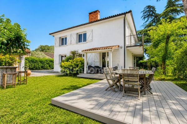 TOULOUSE secteur 31500 LA COQUILLE – ARGOULETS - MAISON DE CARACTÈRE DE 197 m² – POSSIBILITÉ 2 APPARTEMENTS INDÉPENDANTS – TERRAIN 727 m² – DOUBLE GARAGE