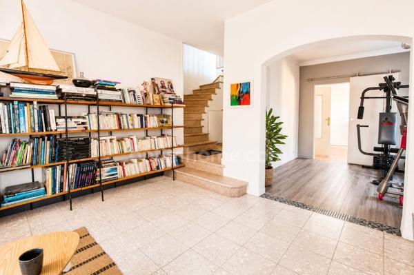 TOULOUSE secteur 31500 LA COQUILLE – ARGOULETS - MAISON DE CARACTÈRE DE 197 m² – POSSIBILITÉ 2 APPARTEMENTS INDÉPENDANTS – TERRAIN 727 m² – DOUBLE GARAGE