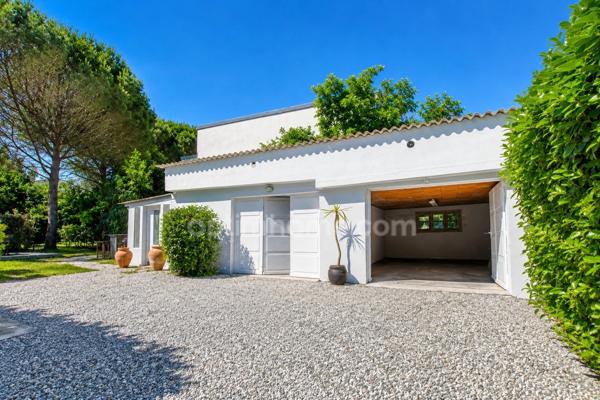 TOULOUSE secteur 31500 LA COQUILLE – ARGOULETS - MAISON DE CARACTÈRE DE 197 m² – POSSIBILITÉ 2 APPARTEMENTS INDÉPENDANTS – TERRAIN 727 m² – DOUBLE GARAGE