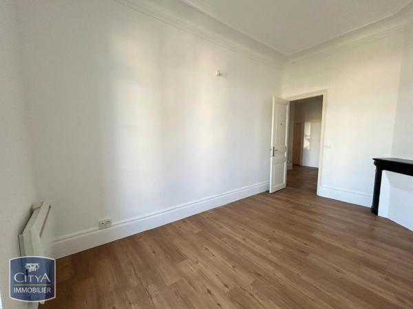 Appartement à louer 3 pièces 84.01m² Marseille 2e Arrondissement (13002)