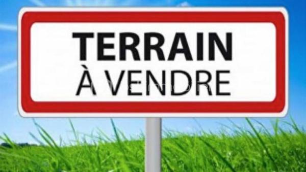 Terrain de 750 m²