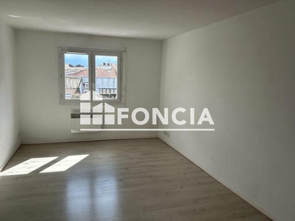 À vendre Studio 40 m² - Bordeaux 33000