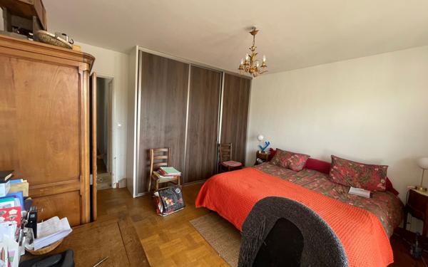 Appartement à vendre    3 pièces • 90,37 m2 Avignon