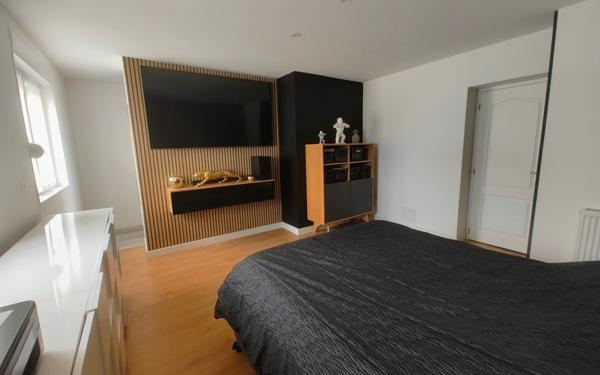 Maison à vendre    5 pièces • 130 m2 Lesquielles-Saint-Germain