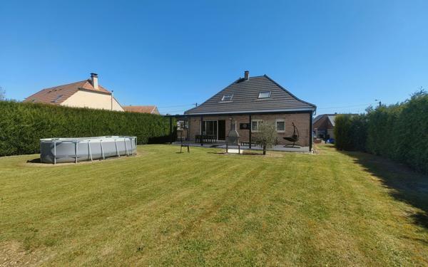 Maison à vendre    5 pièces • 130 m2 Lesquielles-Saint-Germain