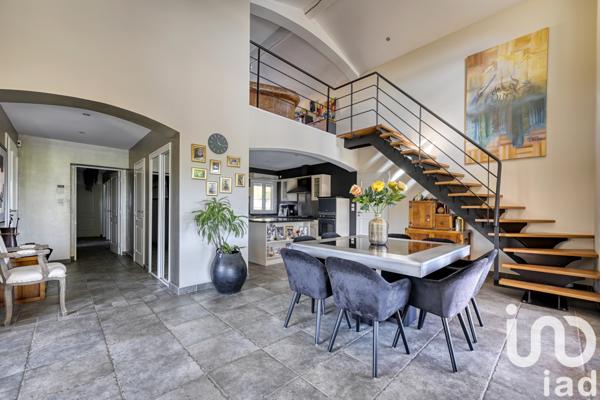 Maison à vendre 6 pièces 148 m² Corbières-en-Provence