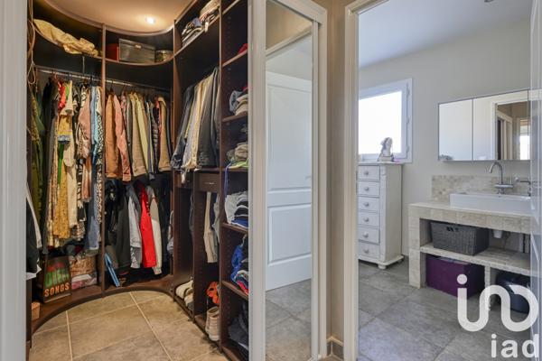 Maison à vendre 6 pièces 148 m² Corbières-en-Provence