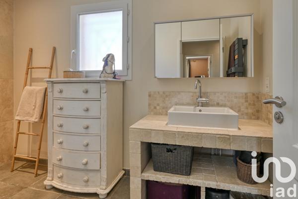 Maison à vendre 6 pièces 148 m² Corbières-en-Provence