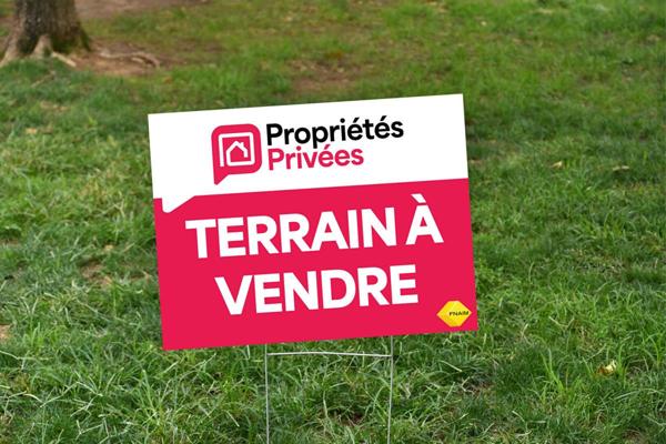 Terrain constructible 443 m²  - Centre-bourg de Nailloux  - Environnement résidentiel