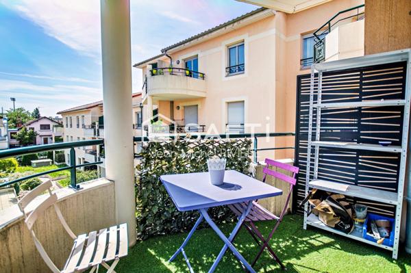 Très beau T3 lumineux, avec terrasse sur Lyon 8ème, bénéficiant d’une belle exposition, implanté dans une résidence de qualité, sécurisée et avec piscine.