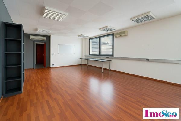 BUREAUX à LOUER