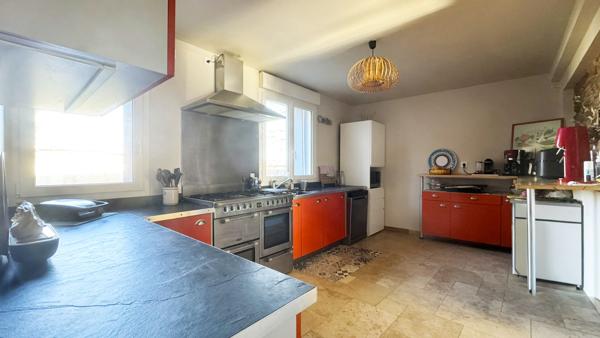 Maison familiale + Dépendance à Divatte Sur Loire