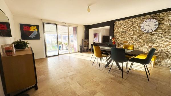 Maison familiale + Dépendance à Divatte Sur Loire