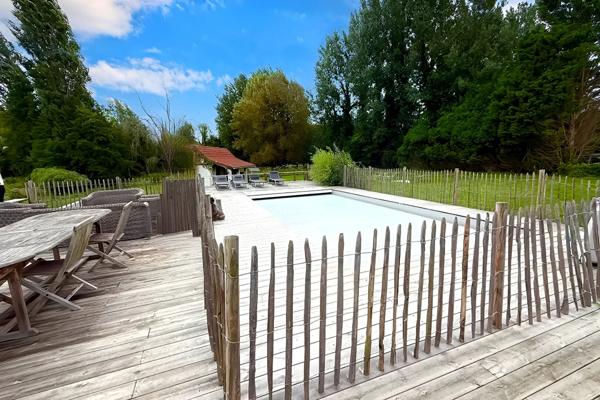 Maison spacieuse à Stella, avec suite parentale, piscine et jacuzzi