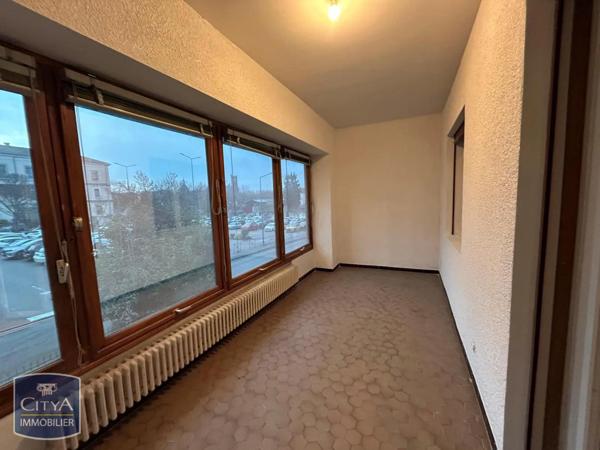 Appartement à louer 4 pièces 144.9m²