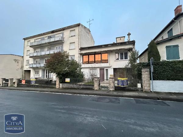 Appartement à louer 4 pièces 144.9m²