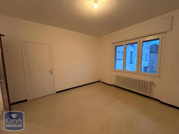 Appartement à louer 4 pièces 144.9m²