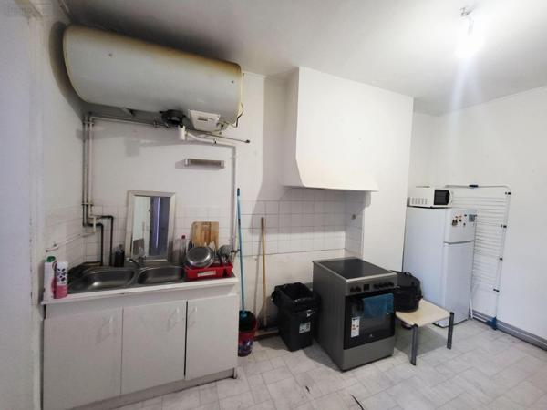 Immeuble de rapport à vendre à Ussel en Corrèze (19200), ref : UM 1301