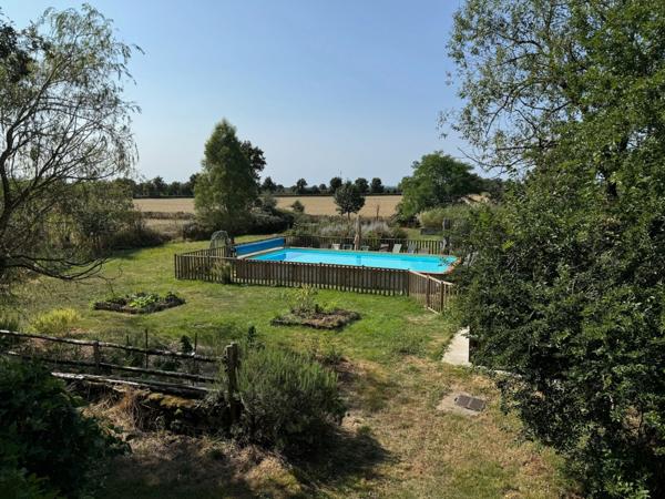 Propriété à vendre avec gîtes - dépendances - piscine - 14 pièces LA FERRIERE EN PARTHENAY (79) 429 m² habitable - terrain 5865 m²