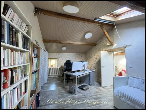 Propriété à vendre avec gîtes - dépendances - piscine - 14 pièces LA FERRIERE EN PARTHENAY (79) 429 m² habitable - terrain 5865 m²