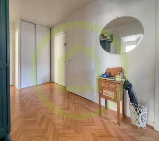 Appartement à COMPIEGNE (60200)