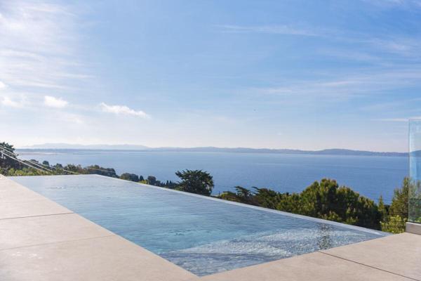 Maison contemporaine vue mer panoramique
