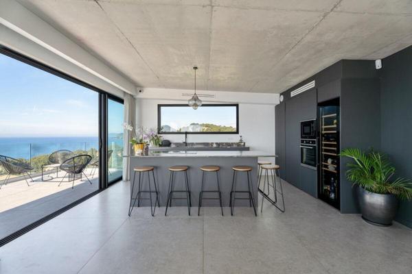 Maison contemporaine vue mer panoramique