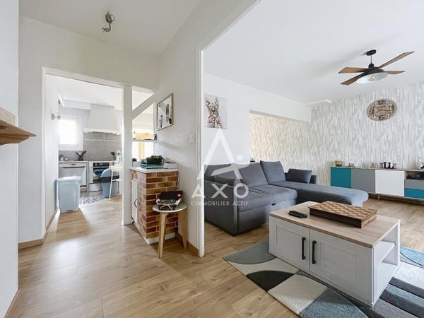 Maison 4 chambres sans travaux en C avec beau terrain clos