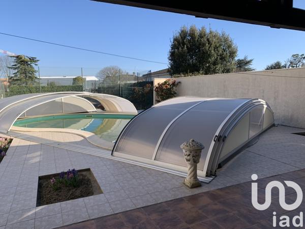 Maison 10 pièces de 260 m² à Marmande (47200)