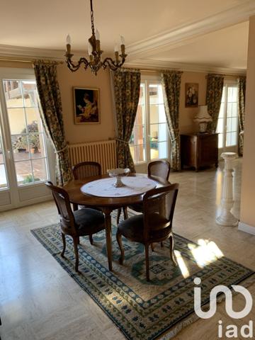 Maison 10 pièces de 260 m² à Marmande (47200)